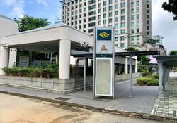 North Bridge Road (D7), Retail #518905441